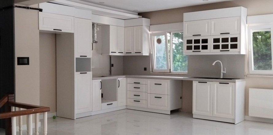 Квартира 3+1 в Коньяалты, Анталья, Турция №210388