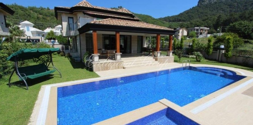 4+1 Villa  i Kemer, Antalya, Tyrkia Nr. 192009