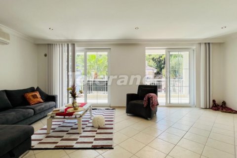 2+1 Wohnung  in Kemer, Antalya, Türkei Nr. 147400 - 2