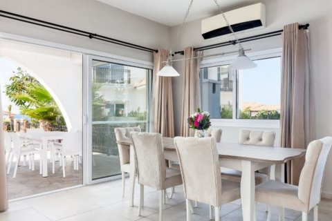 3+1 Villa in Sea Magic Garden, Esentepe, Girne, Northern Cyprus No. 153512