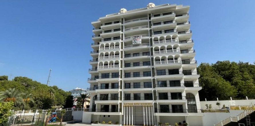 6+1 Apartment in Avsallar, Antalya, Turkey No. 115420