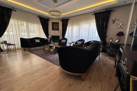 Apartment  in Oba, Antalya, Turkey No. 193594