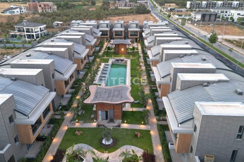 4+1 Villa  i Dosemealti, Antalya, Tyrkia Nr. 210376 - 2