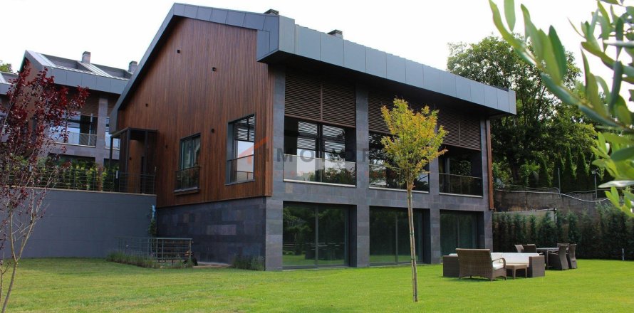 5+1 Villa in Beykoz, Istanbul, Turkey No. 152655