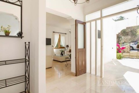 Продажа виллы в Гирне, Северный Кипр 3+1, 130м2, №190992 – фото 9
