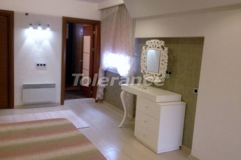 4+1 Wohnung in Kusadasi, Aydin, Türkei Nr. 137570 - 13