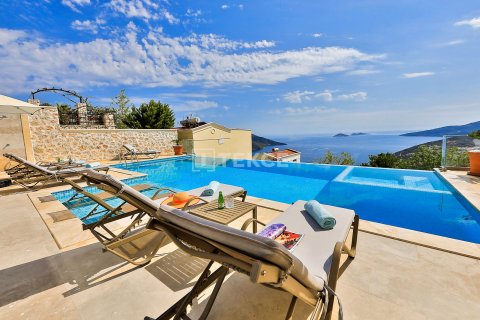 5+1 Villa  i Kas, Antalya, Tyrkia Nr. 193853 - 2