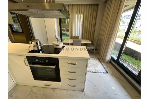 Apartment for sale  in Üsküdar, Istanbul, Turkey, 6 bedrooms, 284m2, No. 206965 – photo 16