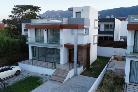 Villa  in Alsancak, Girne,  Nr. 210871 - 12