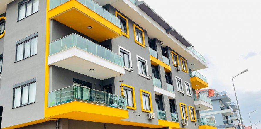 6+1 Apartment  in Oba, Antalya, Turkey No. 115665