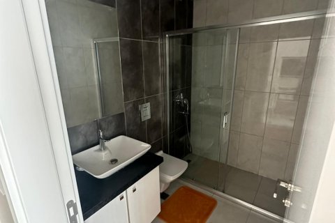 2+1 Leilighet  i Mahmutlar, Antalya, Tyrkia Nr. 131723 - 27