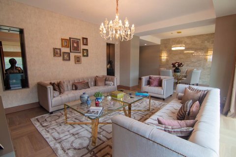 آپارتمان در Istanbul ، ترکیه 4 خوابه ، 214 متر مربع. شماره 147699 - 28