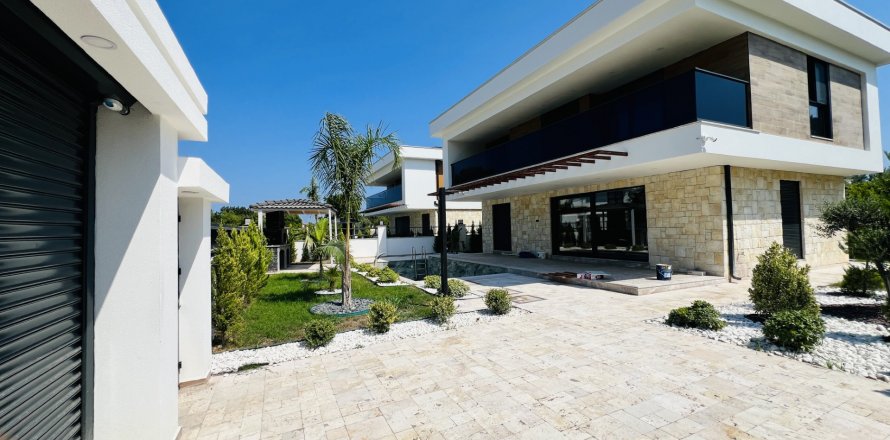 4+1 Villa  in Kemer, Antalya, Turkey No. 187546