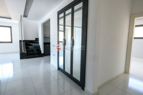 Продажа квартиры в Аланье, Анталье, Турция 3+1, 272м2, №191706 – фото 12