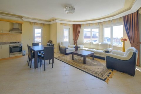 آپارتمان در  Oba ، ترکیه 230 متر مربع.  شماره 193662
