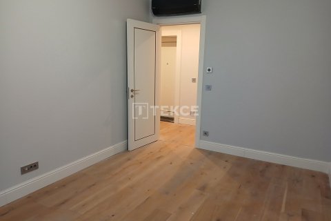 Продажа квартиры в Стамбуле, Турция 3+1, 160м2, №44999 – фото 29