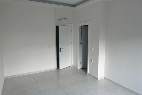 2+1 Lejlighed  i Mahmutlar, Antalya, Tyrkiet Nr. 131725 - 26