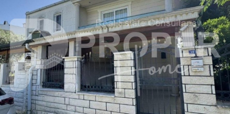 ویلا در Kemer ، ترکیه 125 متر مربع. شماره 48687