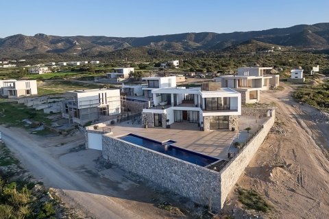 Продажа виллы в Северном Кипре 4 комн., 180м2, №122920 – фото 3