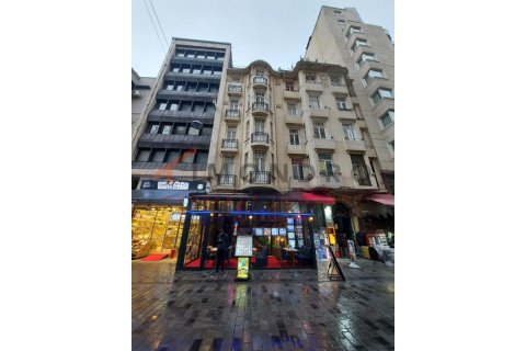 Квартира  12+8 в Бейоглу, Стамбул, Турция №184892