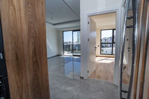 1+1 Apartment in Euro Residence Avsallar, Alanya, Antalya, Turkey No. 84229