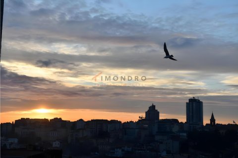 2+1 Leilighet i Beyoglu, Istanbul, Tyrkia Nr. 206962