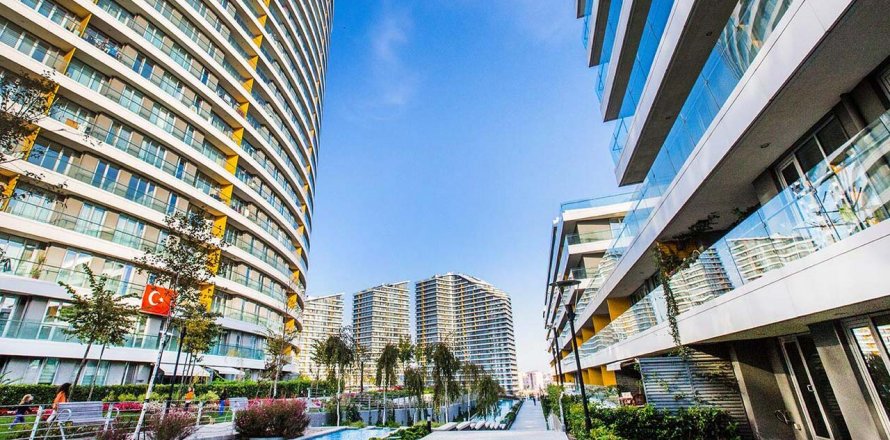 2+1 Leilighet i The Superior Living Batisehir, Bagcilar, Istanbul, Tyrkia Nr. 144618