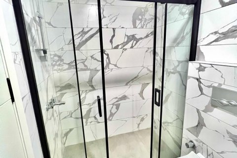 آپارتمان در Kargicak، Alanya ، ترکیه 1 خوابه ، 61 متر مربع. شماره 112807 - 13