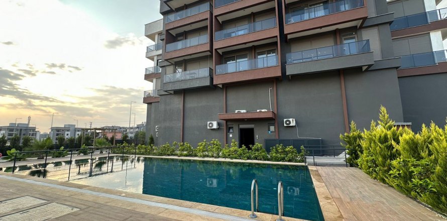 1+1 Apartment in Altintash, Aksu, Antalya, Turkey No. 210358