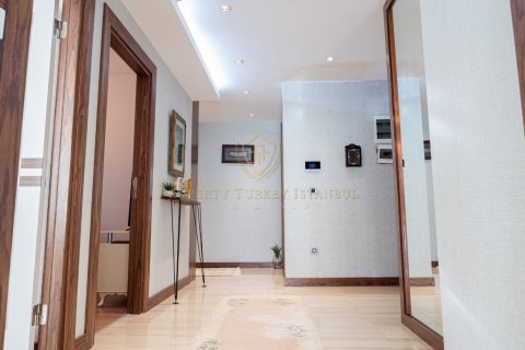 Daire 3+1 Bayrampaşa, İstanbul, Türkiye №147906 - 2
