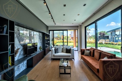 Villa  4+1  İstanbul, Türkiye №131196 - 10