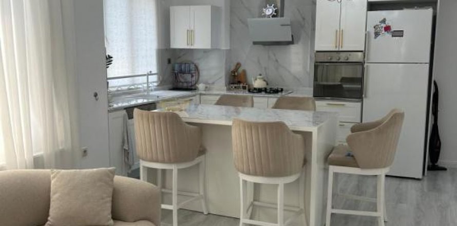 Lejlighed  i Tosmur, Alanya, Antalya, Tyrkiet Nr. 194014