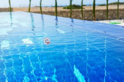 Villa for sale in Northern Cyprus, 4 bedrooms, 335m2, No. 138867 – photo 30