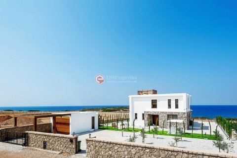 Villa for sale in Northern Cyprus, 4 bedrooms, 335m2, No. 138867 – photo 14