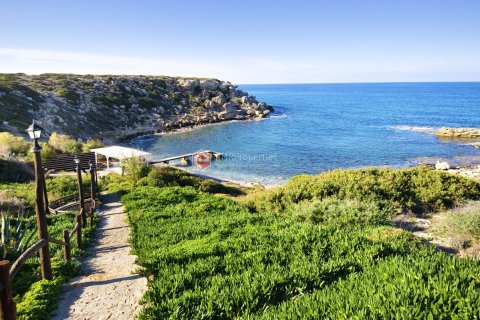 Villa for sale in Northern Cyprus, 4 bedrooms, 335m2, No. 138867 – photo 19