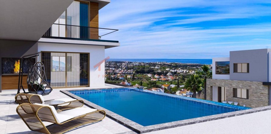 5+1 Villa  in Lapta, Girne, Northern Cyprus No. 151782