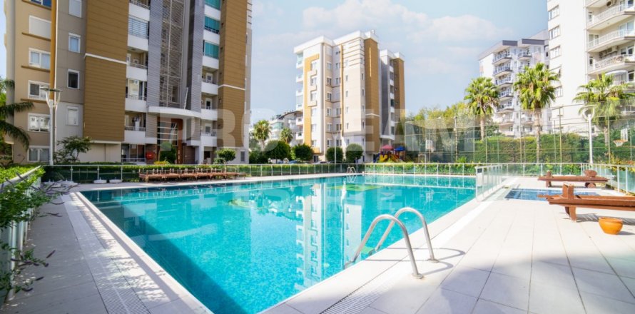 آپارتمان در Lara،  Antalya ، ترکیه 155 متر مربع.  شماره 146843