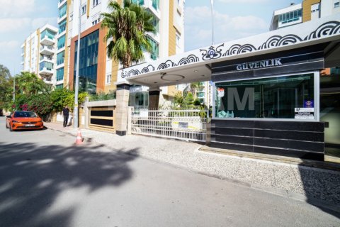 آپارتمان در Lara،  Antalya ، ترکیه 155 متر مربع.  شماره 146843 - 24