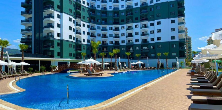 Apartment in Mahmutlar, Antalya, Turkey No. 193302