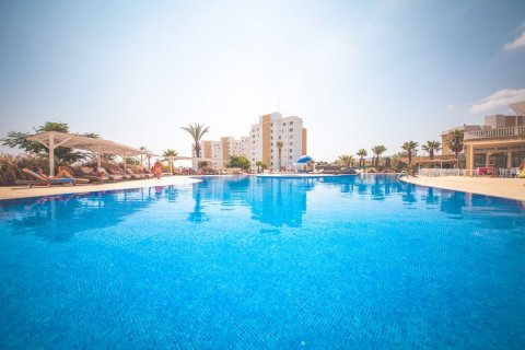 Apartment for sale in Famagusta, Northern Cyprus, 198m2, No. 210552 – photo 18