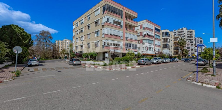 Lejlighed i Lara, Antalya, Tyrkiet Nr. 190357