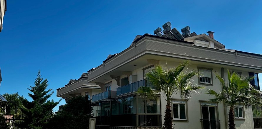 4+1 Apartment in Antalya, Turkey No. 211685