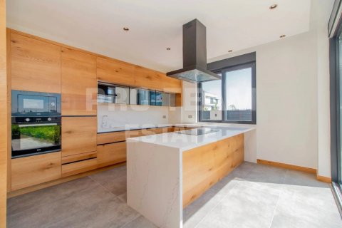 Villa for sale in Dosemealti, Antalya, Turkey, 200m2, No. 211674 – photo 11