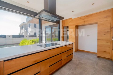 Villa for sale in Dosemealti, Antalya, Turkey, 200m2, No. 211674 – photo 13