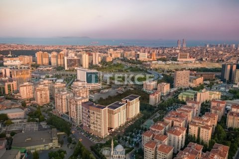 آپارتمان در  Istanbul ، ترکیه 4 خوابه ، 197 متر مربع.  شماره 194277