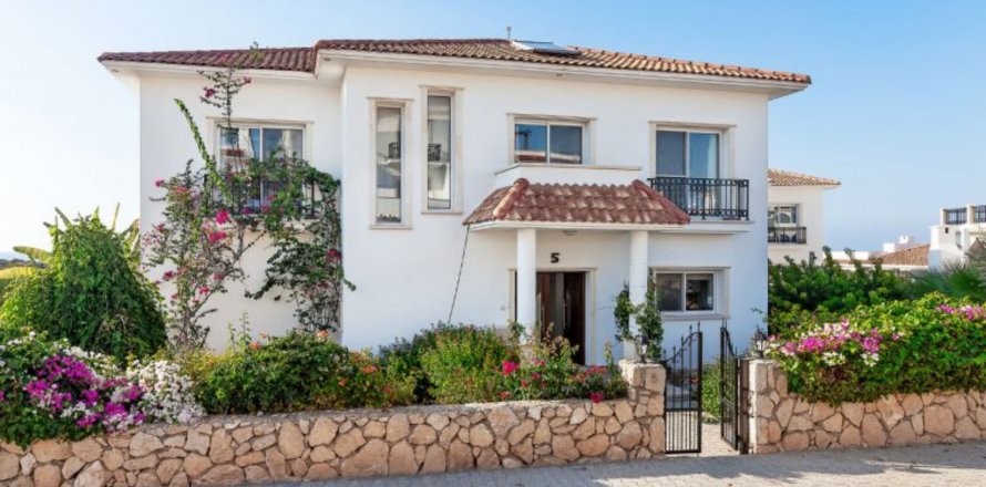 5+1 Villa in Sea Magic Garden, Esentepe, Girne,  Nr. 153510