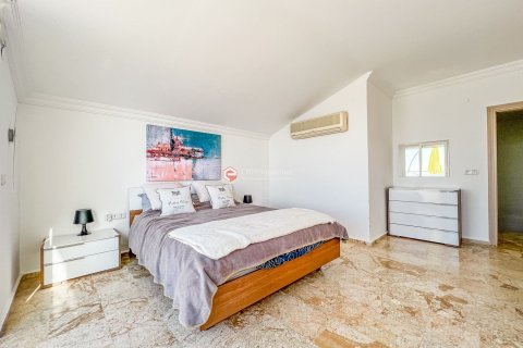 Продажа квартиры  в Аланье, Анталье, Турция 4+1, 187м2, №144396 – фото 22