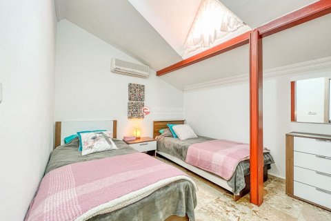 Продажа квартиры  в Аланье, Анталье, Турция 4+1, 187м2, №144396 – фото 19