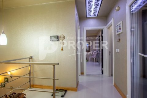 Продажа квартиры в Аланье, Анталье, Турция 6 комн., 240м2, №42075 – фото 22