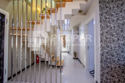 Продажа квартиры в Аланье, Анталье, Турция 6 комн., 240м2, №42075 – фото 4